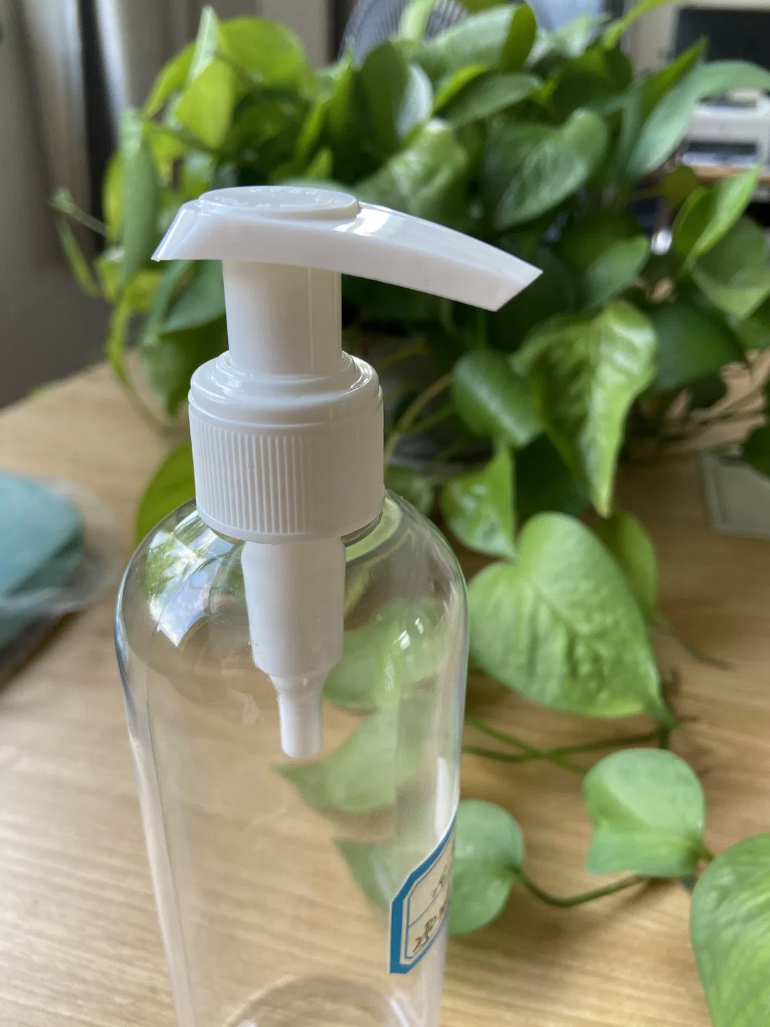 300 ml Hot Sale Pet Flat Shoulder Flasche mit Lotionspumpe